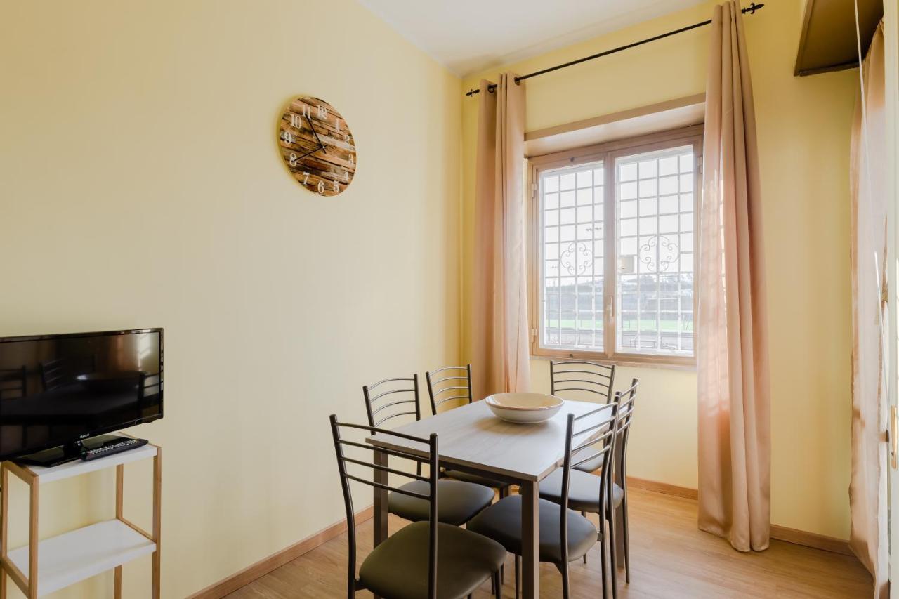Le Rondini Apartment, 5 Persone, 2 Balconi, Policlinico Tor Vergata E Casilino Рим Экстерьер фото