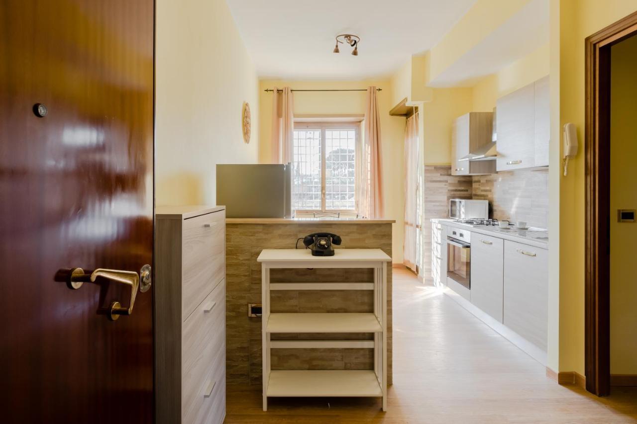 Le Rondini Apartment, 5 Persone, 2 Balconi, Policlinico Tor Vergata E Casilino Рим Экстерьер фото